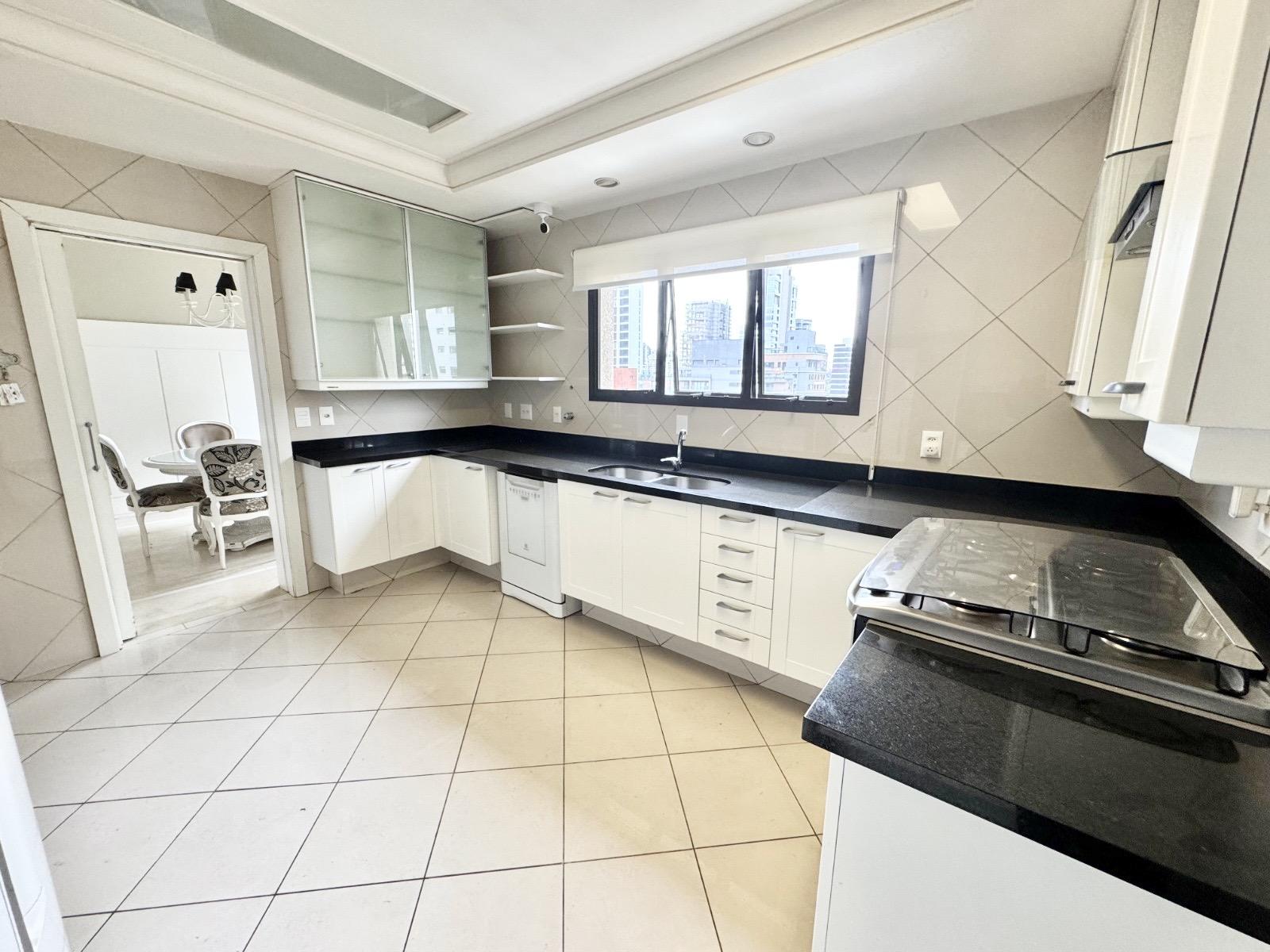 07721055-566f-47ef-a002-eed7bfba5c77