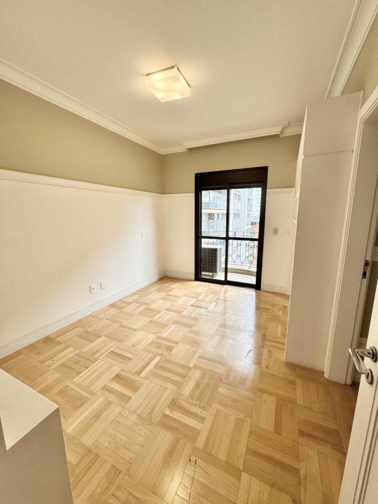 2e903884-0132-42ba-b6c4-a968094181de