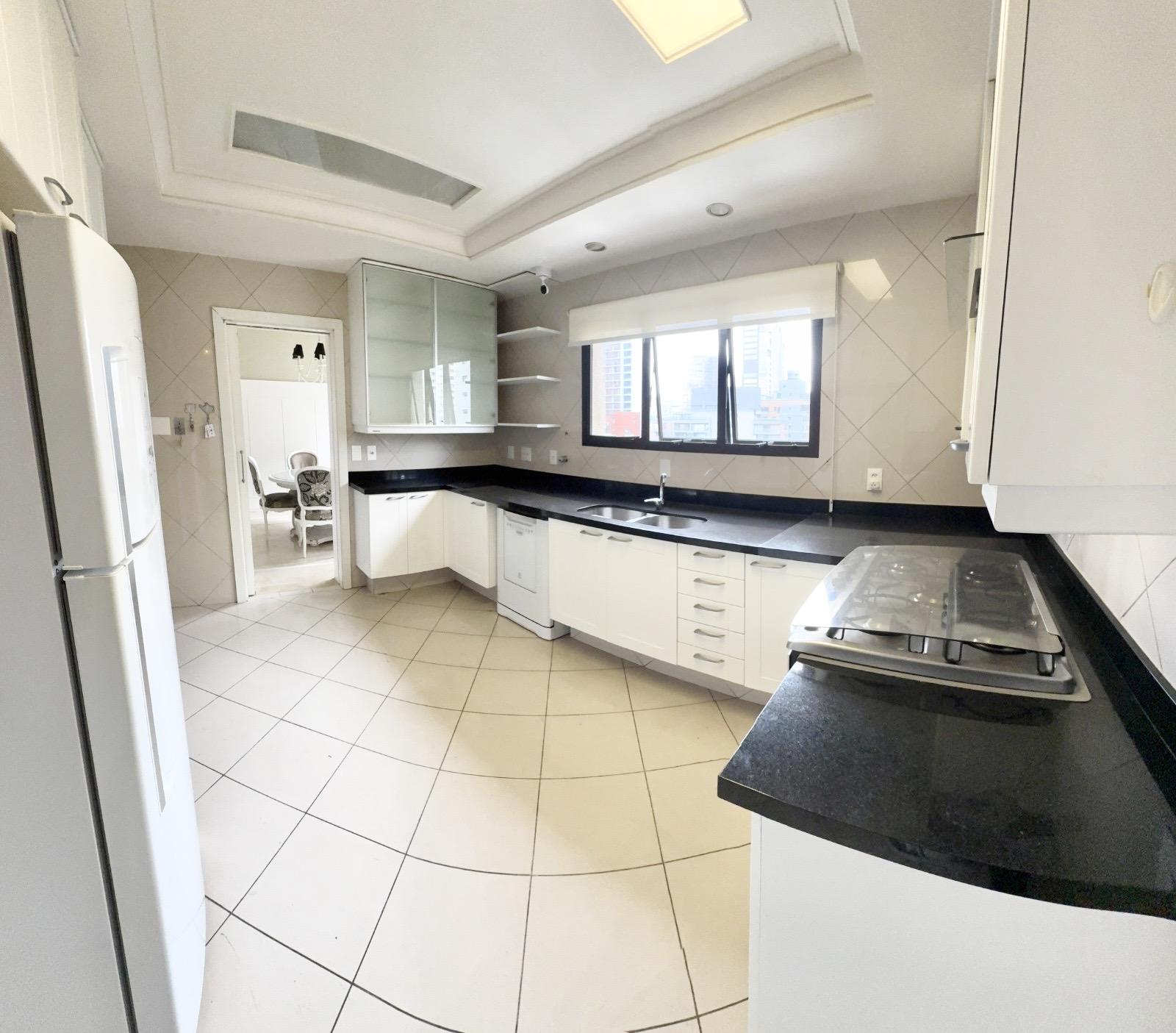 d4bbdf8a-9773-42ed-899c-91323379947b