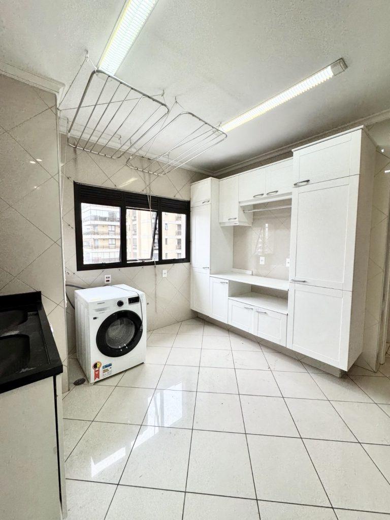 fe0d313f-6704-4827-92af-a58848103f05