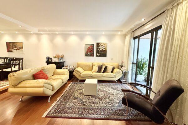 Vila Nova Conceição 161m2 3 Suítes 2 Vagas